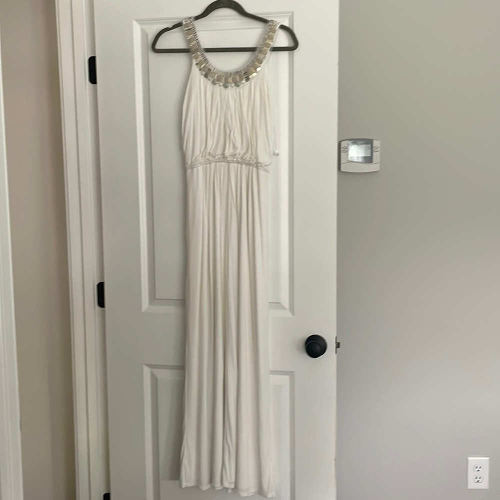 White maxi dress